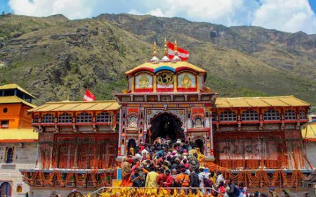 चारधाम यात्रा 2025: यात्रियों के लिए खुशखबरी, रजिस्ट्रेशन फिर से हुआ शुरू!