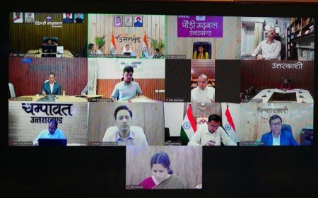 मुख्यमंत्री का विशेष निर्देश: आपदा प्रबंधन, कानून व्यवस्था और जनसुविधाओं पर दें ध्यान