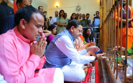 मुख्यमंत्री धामी ने मां धारी देवी से मांगी राज्य की खुशहाली की प्रार्थना, श्रद्धालु हुए भावुक