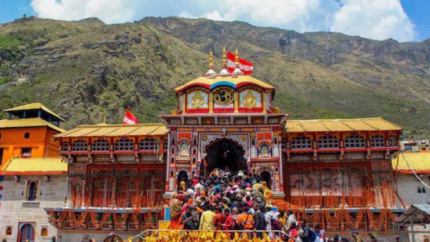 चारधाम यात्रा 2025: यात्रियों के लिए खुशखबरी, रजिस्ट्रेशन फिर से हुआ शुरू!