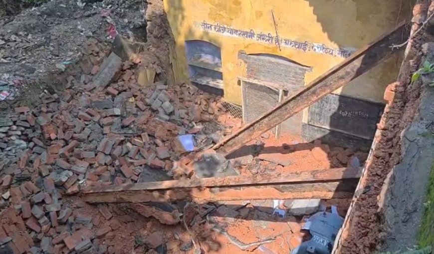 उत्तराखंड: बारिश से जर्जर स्कूल बिल्डिंग का ढेर, 120 बच्चों की जान बची