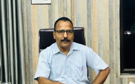 हल्द्वानी: नवनियुक्त जिलाधिकारी ललित मोहन रयाल की पहली प्रेस कॉन्फ्रेंस, खिलाड़ियों और जनता के हित में बड़ा फैसला