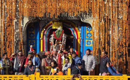 Uttarakhand: केदारनाथ धाम यात्रा 2025 का सफल समापन — सीएम धामी की उपस्थिति मे बंद हुए बाबा केदार के कपाट