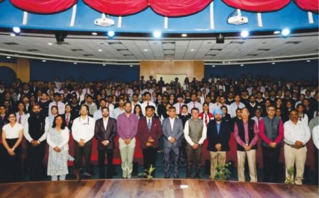 ग्राफिक एरा का सेबी व एम्स के साथ संयुक्त सम्मेलन, वित्तीय साक्षरता सफलता का आधार