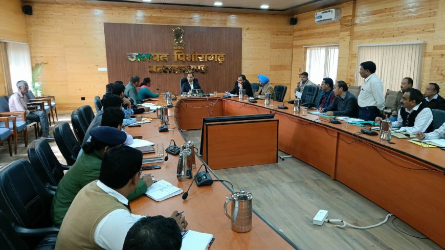 उत्तराखंड में यहाँ डीएम ने लापरवाह अधिकारियों पर की कार्रवाई