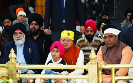 देहरादून: मुख्यमंत्री धामी ने रेसकोर्स गुरुद्वारा में सुने शबद कीर्तन