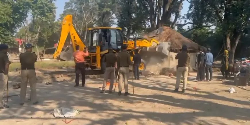 Big News: उत्तराखंड की धामी सरकार का बड़ा एक्शन, हरिद्वार कुंभ क्षेत्र में फिर गरजा  बुलडोजर