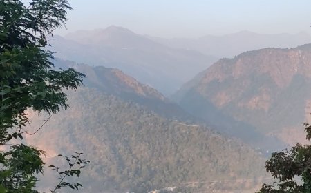 उत्तराखंड में ठंड का पहला बड़ा झटका: सुबह कोहरा और दोपहर में धूप देगी राहत, जानें आज कहां कैसा रहेगा मौसम