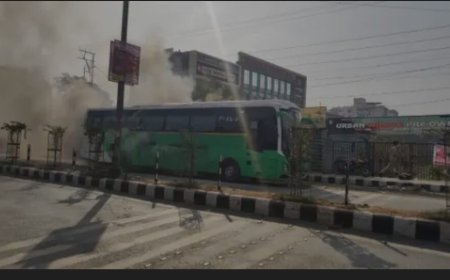 ISBT के पास शिमला बाईपास पर चलती बस में लगी आग, बड़ा हादसा टला