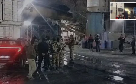 चमोली के पीपलकोटी परियोजना में बड़ा हादसा: अंधेरी सुरंग में टकराईं दो लोको ट्रेनें, 50 से ज्यादा मजदूर घायल