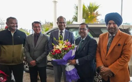 न्यायाधीश जस्टिस भुयान का ग्राफिक एरा में संबोधन, संस्था के कार्यों पर जाहिर की खुशी