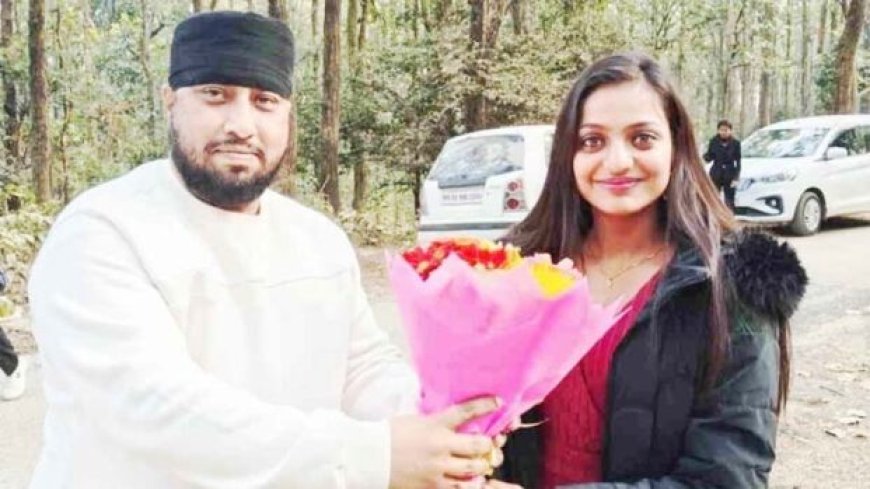 महाकुंभ वायरल गर्ल मोनालिसा पहुंचीं उत्तराखंड, देहरादून में शुरू हुई बॉलीवुड फिल्म ‘द डायरी ऑफ मणिपुर’ की शूटिंग