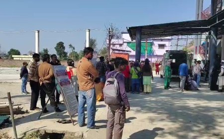 Dehradun: विकास नगर में छात्र की गड्ढे में गिरकर मौत, परिजनों में मचा कोहराम