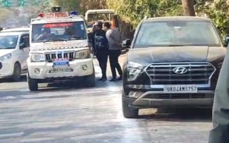 सीएम धामी के कार्यक्रम स्थल के पास कार से मिला शव, क्षेत्र में हड़कंप