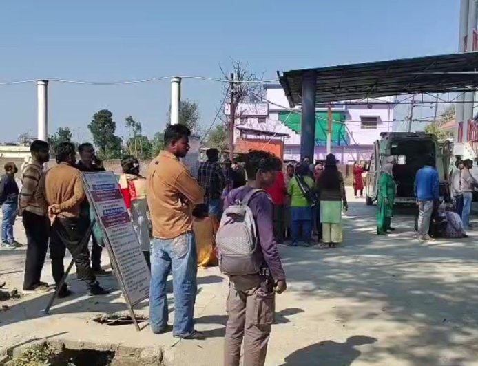 Dehradun: विकास नगर में छात्र की गड्ढे में गिरकर मौत, परिजनों में मचा कोहराम