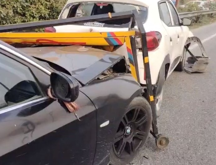 Dehradun: डोईवाला में नशे में धुत कार चालक ने 2 पुलिसकर्मियों को मारी टक्कर, घायल