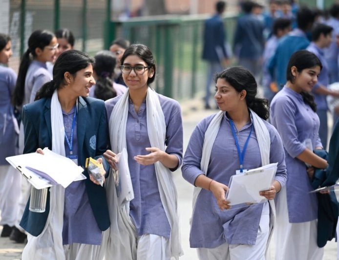 देहरादून :(बड़ी खबर) उत्तराखंड बोर्ड परीक्षा में अब पहचानपत्र लाना भी जरूरी