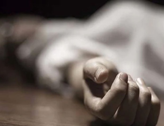 मुख्यमंत्री दौरे से पहले हल्द्वानी में तनाव, सड़क किनारे खड़ी कार में मिला युवक का शव, यहां जानिये घटना को लेकर पूरा अपडेट