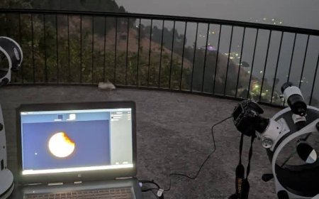 नैनीताल : एरीज – चंद्र ग्रहण की लाइव स्ट्रीमिंग में दिखा दुर्लभ नज़ारा