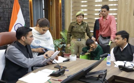 देहरादून: फीस जमा न होने पर स्कूल ने किया परीक्षा से बाधित; डीएम ने प्रोजेक्ट नंदा-सुंनदा से दी विदुषी की फीस