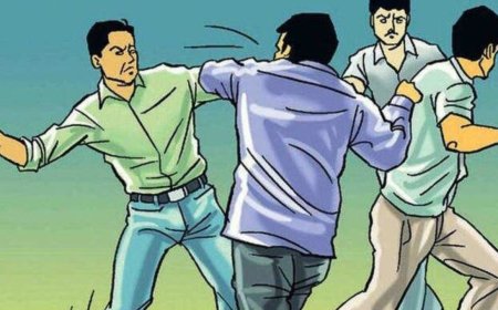 पेट्रोल पंप पर बोतल में पेट्रोल न देने पर हंगामा, बेल्ट निकालकर कर्मी से मारपीट, पुलिस ने दो युवकों को पकड़ा