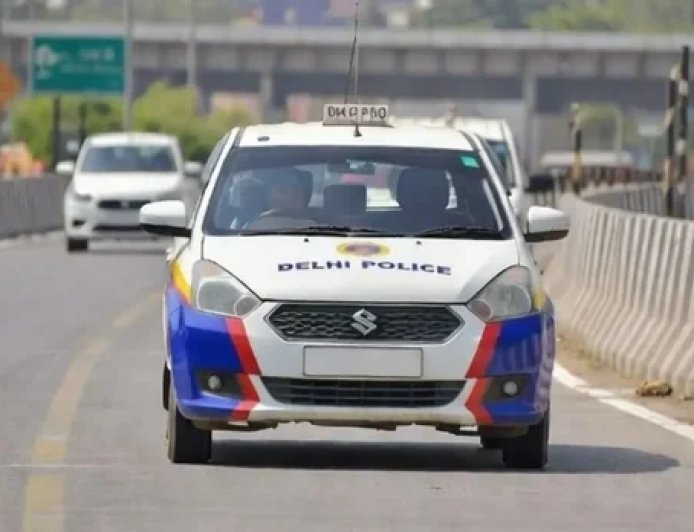 दिल्ली: होली से पहले पुलिस का ‘ऑपरेशन आघात 4.0’, 918 लोगों पर कार्रवाई