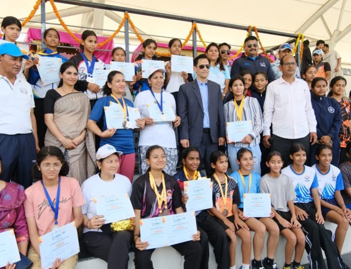 हल्द्वानी : महिला दिवस पर इनका हुआ सम्मान