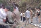 पौड़ी गढ़वाल में कार हादसा: खाई में गिरने से एक की जान गई, पांच घायल