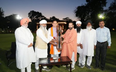 बैसाखी के अवसर पर सीएम धामी से मिले सिख प्रतिनिधिमंडल
