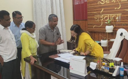 राजीव नगर में सरकारी जमीन पर कब्जे का मामला: स्थानीय लोगों ने किया एसडीएम से ज्ञापन सौंपने का प्रयास