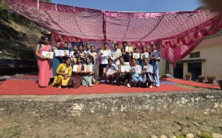 देवप्रयाग महाविद्यालय में वार्षिकोत्सव धूमधाम से संपन्न, मेधावी छात्र-छात्राओं को किया गया सम्मानित