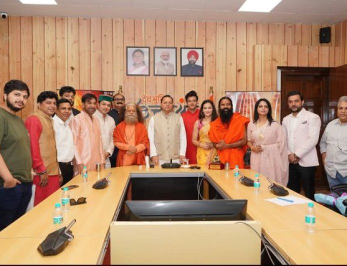 मुख्यमंत्री पुष्कर सिंह धामी ने फिल्म के प्रमो और पोस्टर का भव्य लोकार्पण किया