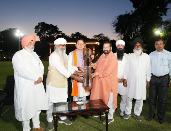 बैसाखी के अवसर पर सीएम धामी से मिले सिख प्रतिनिधिमंडल