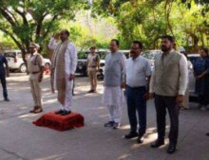 नैनीताल में लोकसभा अध्यक्ष ओम बिड़ला का आदरपूर्वक स्वागत, जानें उनके पांच दिवसीय दौरे की विस्तृत जानकारी