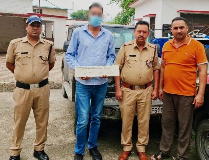 उत्तराखंड: फर्जी नंबर प्लेट के साथ महिंद्रा थार पकड़ाई, यूथ कांग्रेस नेता हुआ फरार
