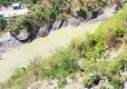 देवप्रयाग में भीषण सड़क दुर्घटना, अलकनंदा नदी में गिर गई कार; सर्च ऑपरेशन जारी