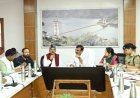 टिहरी में विकास कार्यों और जनसमस्याओं पर चर्चा, मुख्य सचिव ने दिए त्वरित समाधान के निर्देश