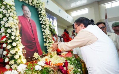 मुख्यमंत्री ने पूर्व मुख्यमंत्री एवं भारत सरकार के पूर्व मंत्री मेजर जनरल (रिटायर) भुवन चंद्र खण्डूड़ी को दी श्रद्धांजलि