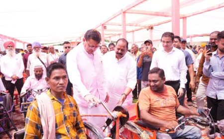 आपके द्वार कार्यक्रम में मुख्यमंत्री ने गिनाई केंद्र व राज्य सरकार की उपलब्धियां