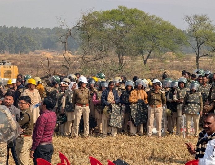 उत्तराखंड: सेवला खुर्द में जमीन विवाद ने लिया उग्र रूप, पुलिस और ग्रामीणों के बीच संघर्ष