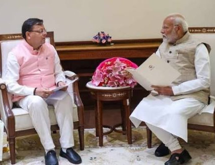 उत्तराखंड: मुख्यमंत्री धामी ने प्रधानमंत्री मोदी को 12 वर्षों के सफल नेतृत्व पर शुभकामनाएं दीं