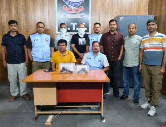 उत्तराखंड: STF की कार्रवाई से फर्जी शस्त्र लाइसेंस गुट पर धावा, 11 आरोपी गिरफ्तार