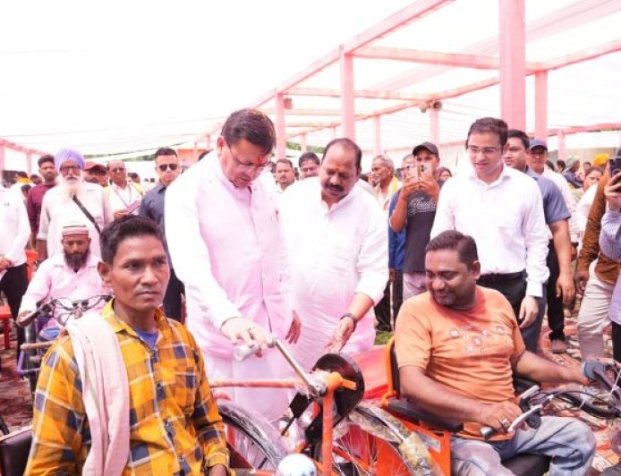 मुख्यमंत्री ने खटीमा में आपके द्वार कार्यक्रम में जताई सरकार की उपलब्धियां