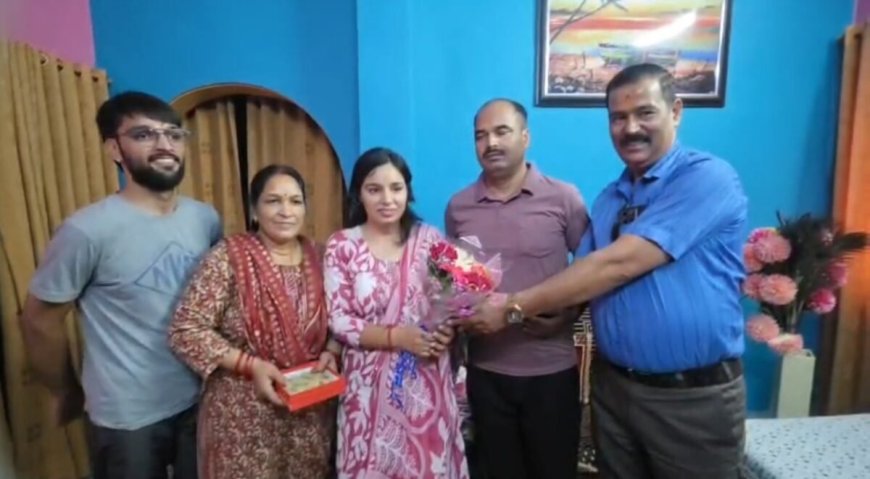 हल्द्वानी की वर्षा जोशी ने UKPSC में दूसरी रैंक हासिल कर रचा नया इतिहास