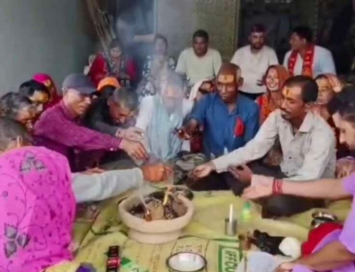 खटीमा में 47 लोगों ने स्वेच्छा से अपनाया हिंदू धर्म, एक सप्ताह में 150 से अधिक लोगों की घर वापसी