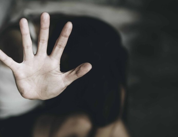 शादी का झांसा, धर्म परिवर्तन का दबाव: युवती ने सुनाई दर्दनाक कहानी