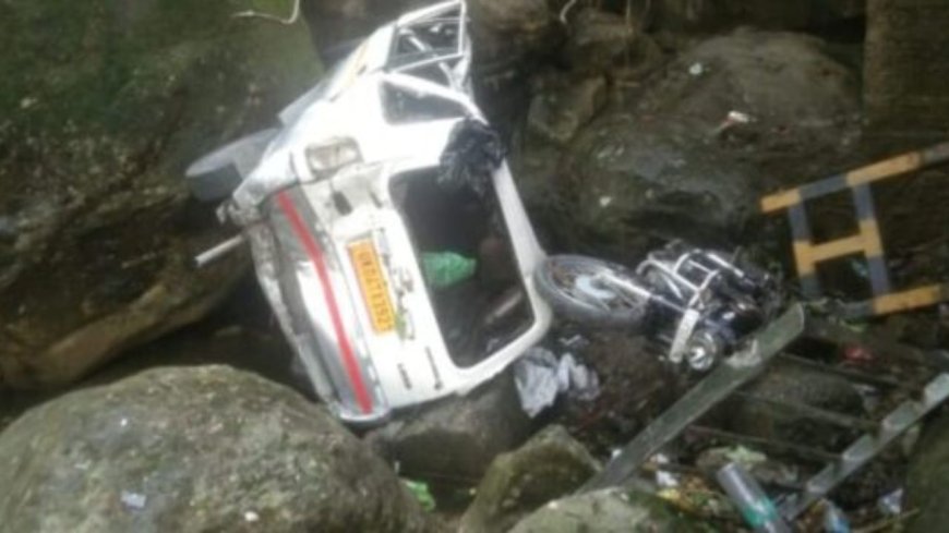 नैनीताल हाई-वे पर टवेरा और बुलेट की भीषण भिड़ंत, जानिए पूरा मामला