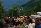 उत्तराखंड में दिल दहला देने वाला हादसा: गहरी खाई में गिरी कार, पांच की मौत