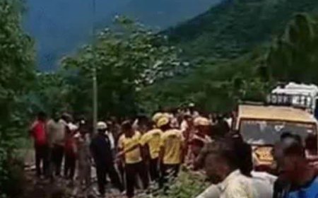 उत्तराखंड: यहां दर्दनाक हादसा, गहरी खाई में गिरी कार, पांच लोगों की मौत
