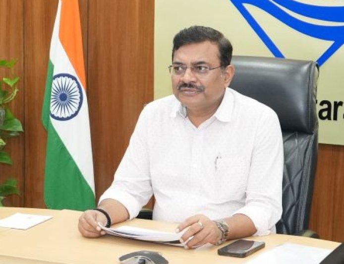 यूजेवीएन लिमिटेड में अधिकारियों और कर्मचारियों को मिली नई प्रोन्नति